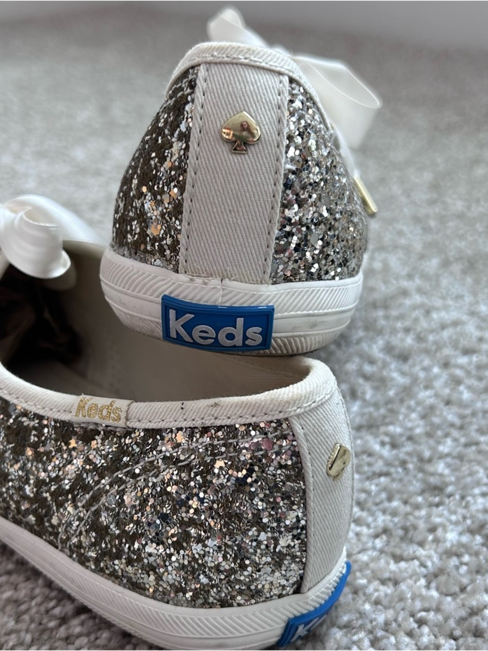 Keds x Kate Spade Glitter Sneakers Womens Size 8 Champagne Silver Ribbon Laces - Picture 5 of 12